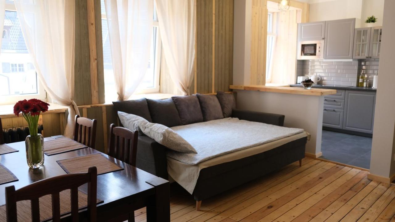 Historic Apartment With Wooden Floors In The Hearth Of Old-Town Riga Buitenkant foto